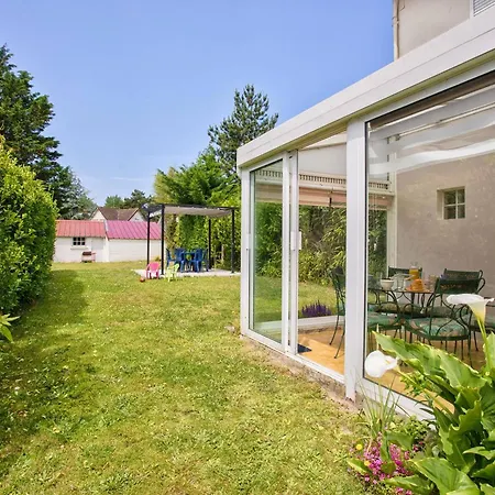 Maison De Familiale Pres Des Commerces Et A Franceville - Fr-1-788-10 Prázdninový dům