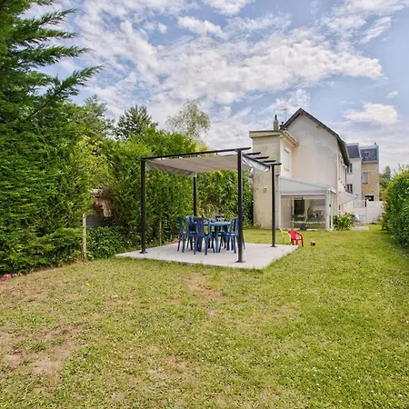 Maison De Familiale Pres Des Commerces Et A Franceville - Fr-1-788-10 Prázdninový dům *